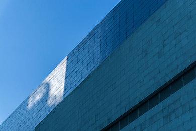 《英雄联盟》S12八强赛RNG惨败 遭T1零封淘汰